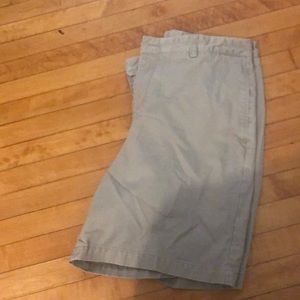 Vineyard vines men’s shorts